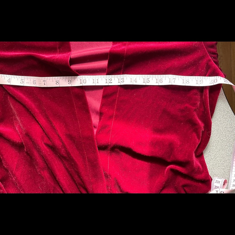 Ruby Red Velvet Velour Short Robe - Picture 8 of 10